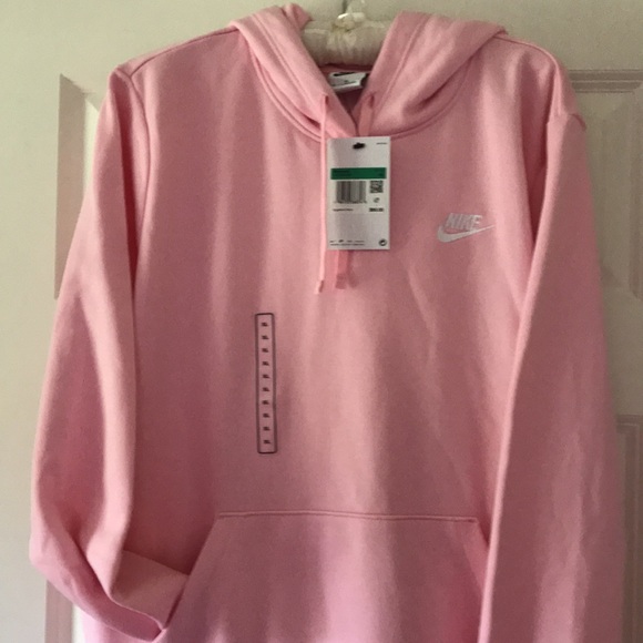 Nike Tops - ✔️ NIKE SPORTSWEAR CLUB FLEECE EMBROIDERED LOGO PULLOVER HOODIE